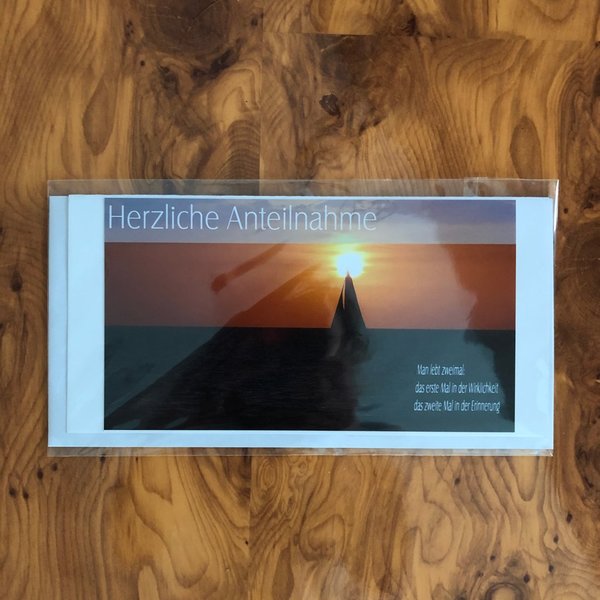Trauerkarte "SEGELBOOT auf dem Meer vor dem Sonnenuntergang" inkl. Umschlag