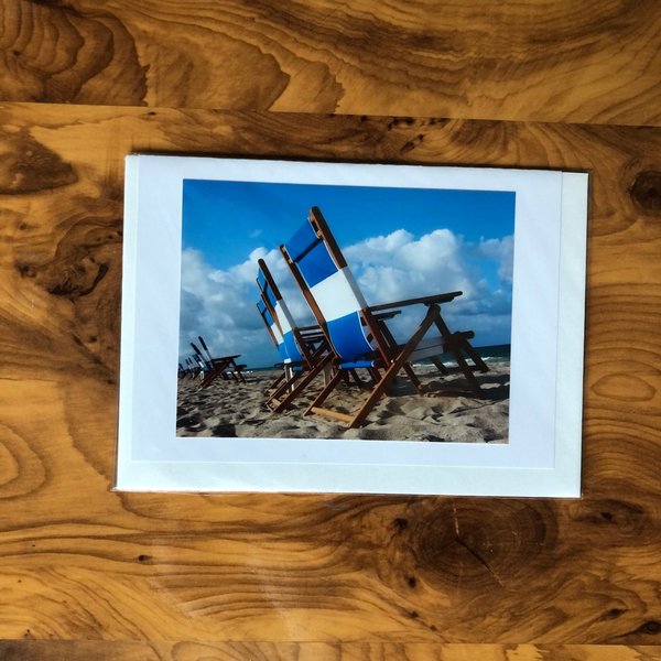Karte "Stühle am Strand" inkl. Umschlag
